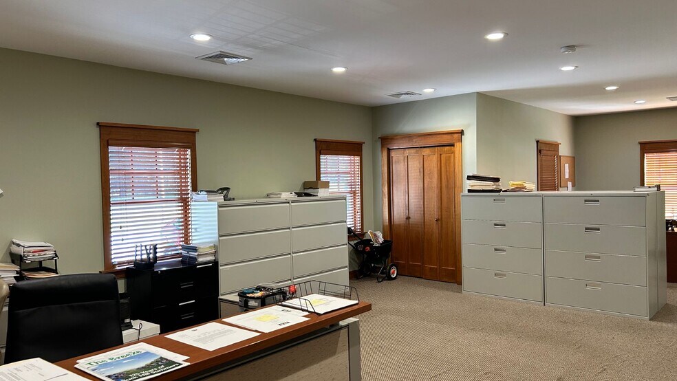 More Photos Of 3839 Easton Ave, Bethlehem Office For Sale