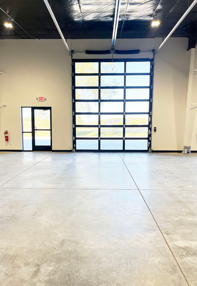 More Photos Of 220th Street & Highway 6, Gretna Service For Sale