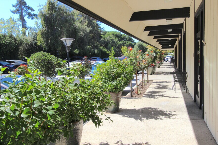 More Photos Of 2483 Old Middlefield Way, Mountain View Office For Lease