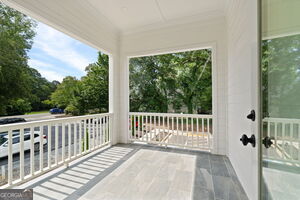 More Photos Of 68 Linton St, Woodstock Apartments For Sale