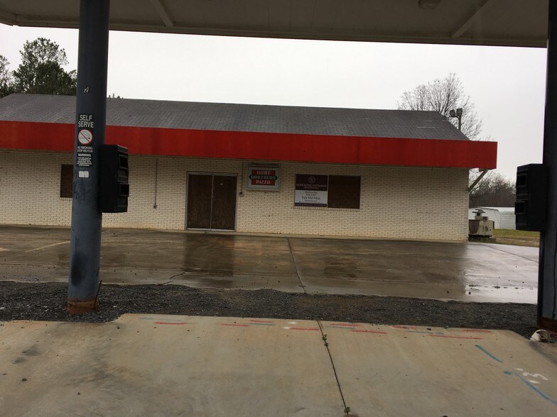 More Photos Of 1462 Lynwood Dr, Lancaster Convenience Store For Sale