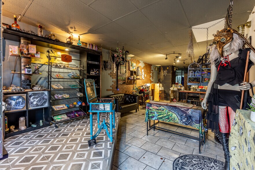 More Photos Of 749-755 E Warrington Ave, Pittsburgh General Retail For Lease