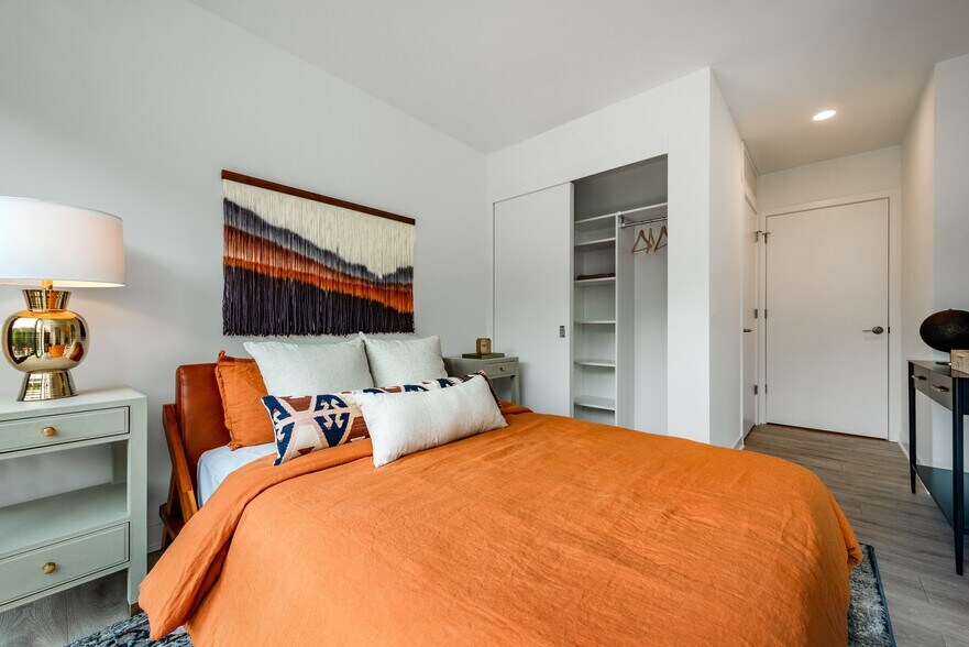 More Photos Of 300 Neal Pl NE, Washington Apartments For Lease