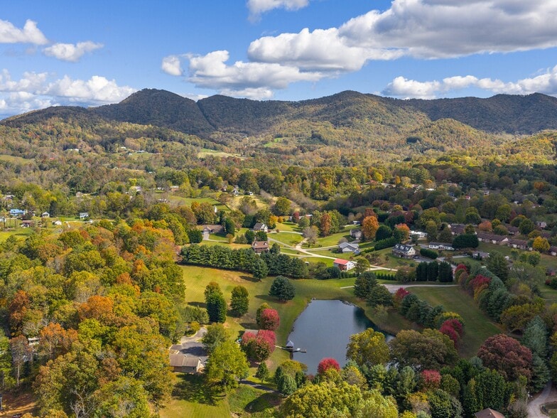 More Photos Of 355 Johnson Dr, Canton Specialty For Sale