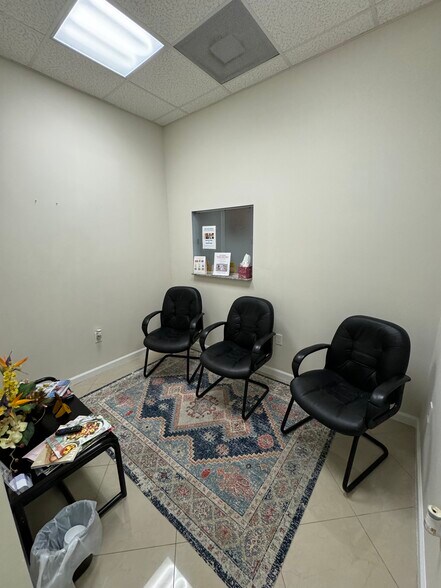 More Photos Of 1741-1759 N University Dr, Pembroke Pines Storefront Retail Office For Sale