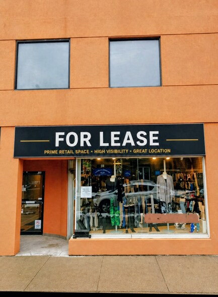 More Photos Of 366 Danforth Av, Toronto Storefront Retail Residential For Lease