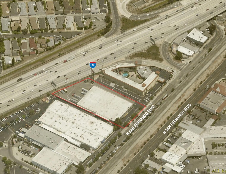 More Photos Of 2930 N San Fernando Blvd, Burbank Warehouse For Sale