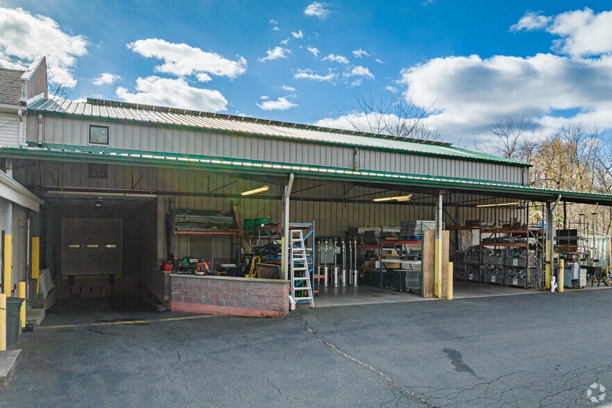 More Photos Of 230 US Highway 206, Hillsborough Freestanding For Lease