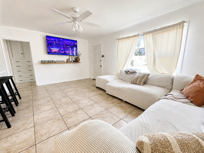More Photos Of 1507 Pearl St, Bakersfield Apartments For Sale