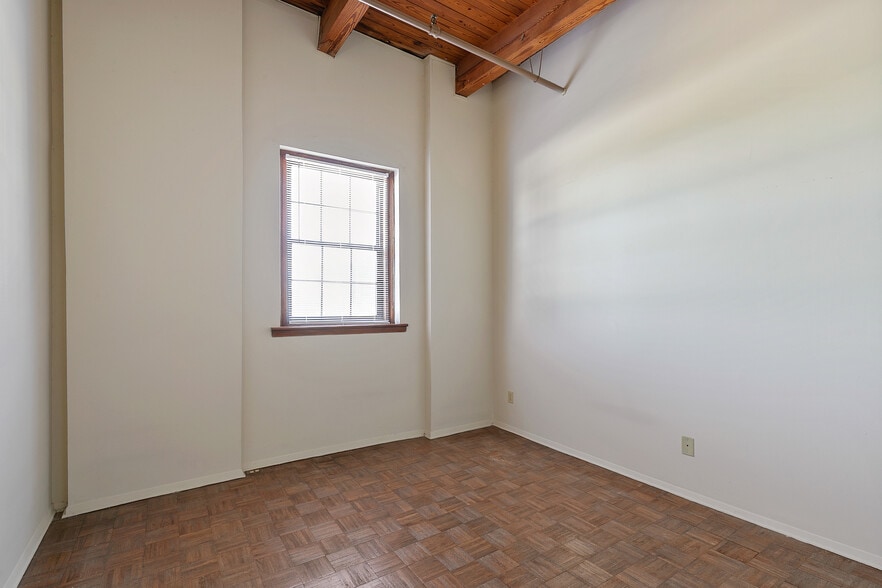 More Photos Of , Richmond Multifamily For Sale