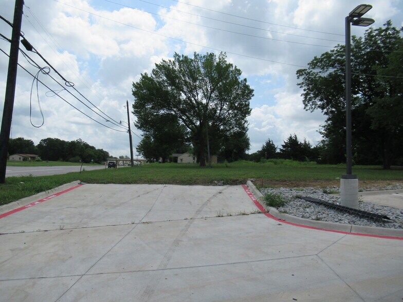 More Photos Of 435 Audie Murphy Pkwy, Farmersville Land For Sale
