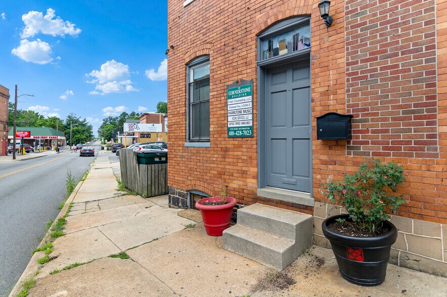 More Photos Of 5500 Harford Rd, Baltimore Freestanding For Sale
