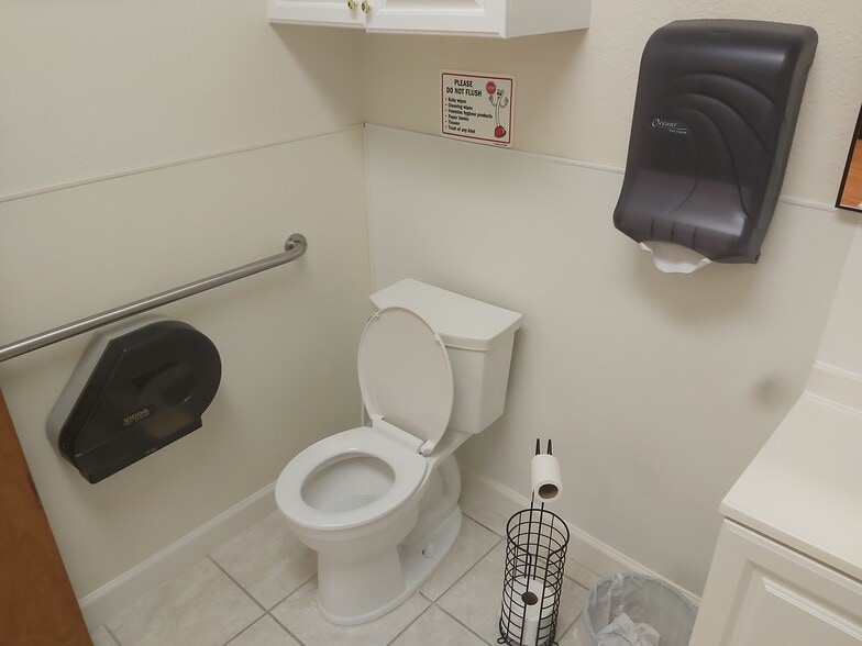 More Photos Of 5805 Coit Rd, Plano Medical For Lease