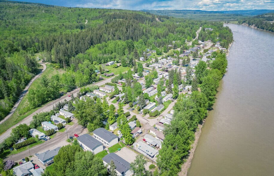 More Photos Of 654 N Fraser Dr, Quesnel Land For Sale
