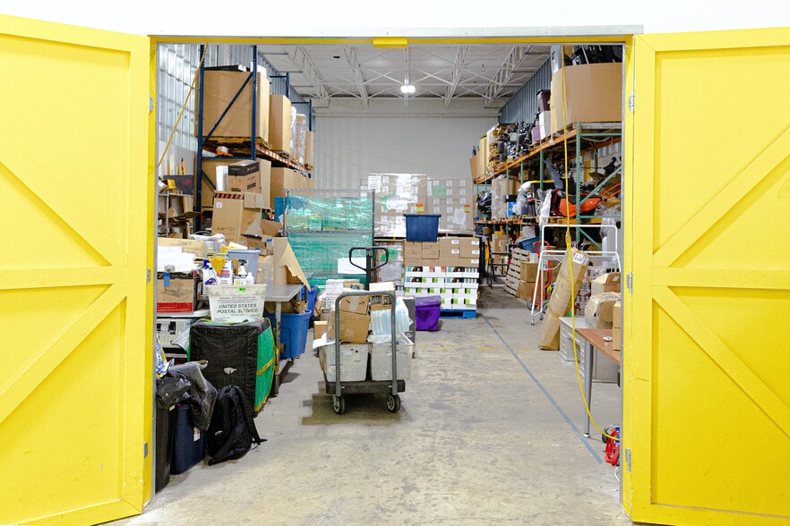 More Photos Of 171 Heller Pl, Bellmawr Warehouse For Lease