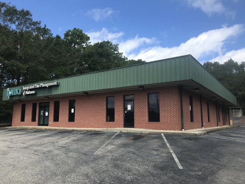 Primary Photo Of 7860 Cottage Hill Rd, Mobile Medical For Lease