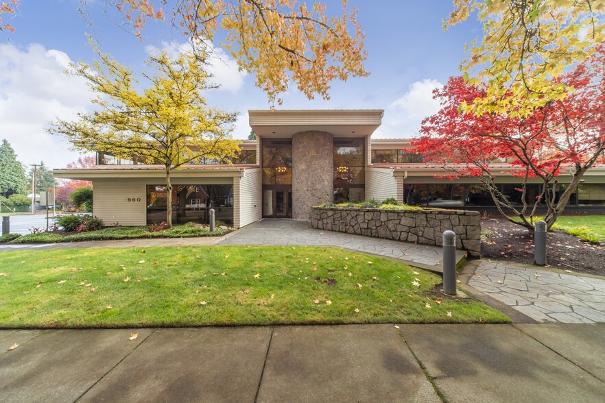 Primary Photo Of 960 Liberty St SE, Salem Office For Lease