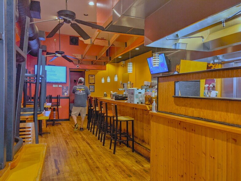 More Photos Of 1316-1318 E Cary St, Richmond Storefront Retail Residential For Lease