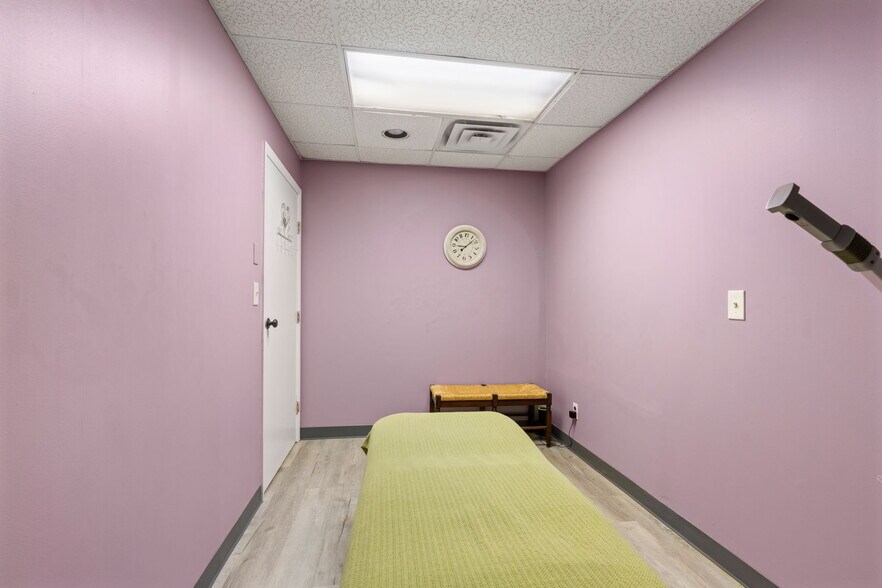 More Photos Of 3611 Richmond Ave, Staten Island Medical For Lease
