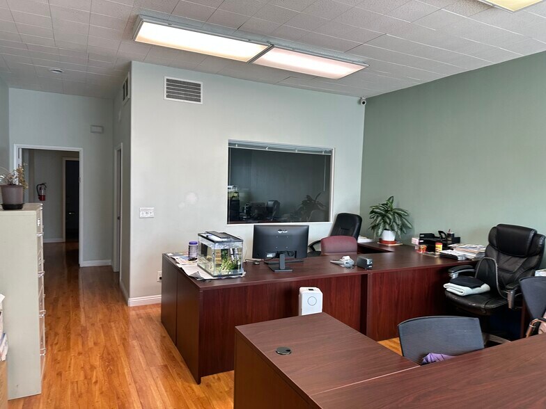 More Photos Of 1058-1060 E Las Tunas Dr, San Gabriel Storefront Retail Office For Sale