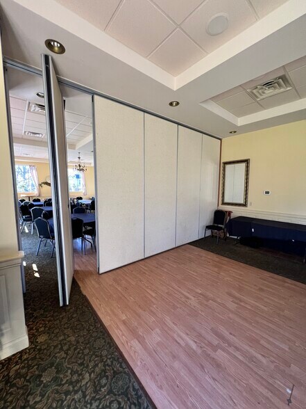 More Photos Of 9415 Main St, Clarence Freestanding For Sale