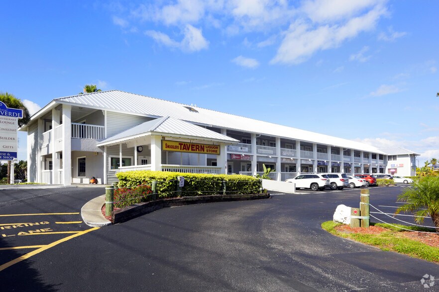 Primary Photo Of 1120 Pinellas Bayway S, Saint Petersburg General Retail For Lease