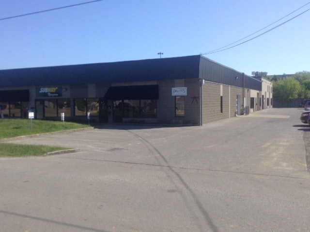 More Photos Of 8 Hiscott St, St Catharines Warehouse For Lease