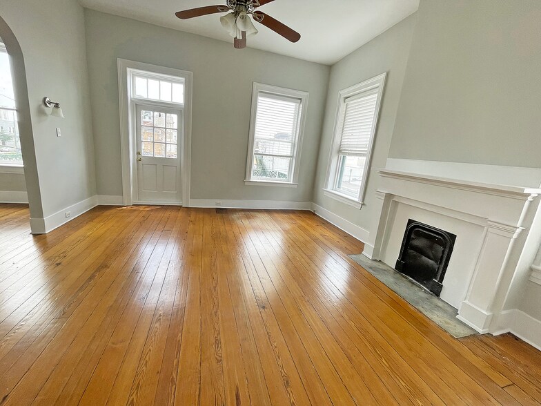 More Photos Of 7 N Claiborne St, Mobile Loft Creative Space For Lease