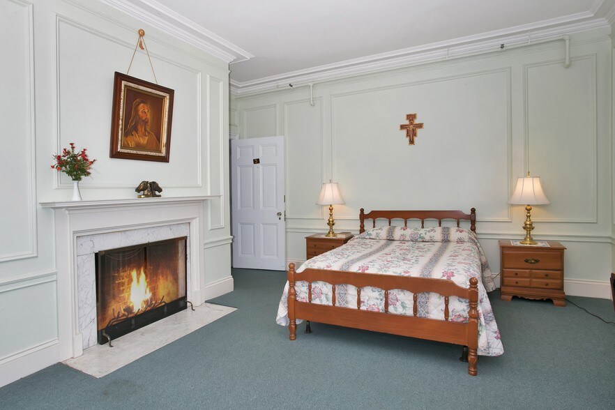 More Photos Of 150 Sister Servants Ln, Sloatsburg Lodge Meeting Hall For Sale
