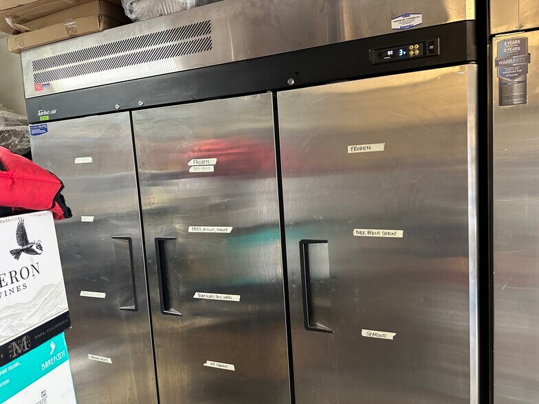 More Photos Of 89 E Grand Ave, Fox Lake Restaurant For Sale