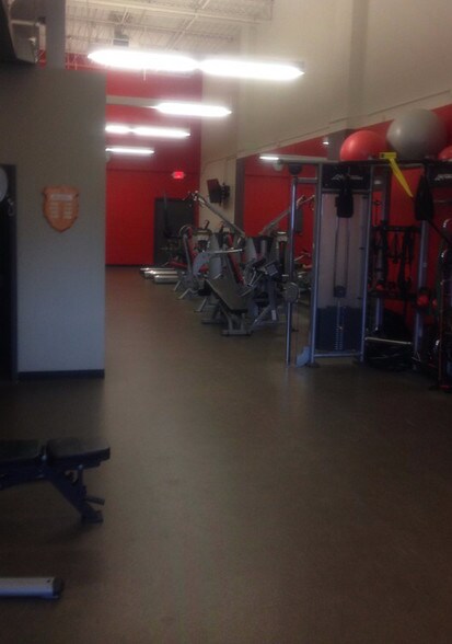 More Photos Of 221-321 Sunset Park Dr, Herndon Flex For Sale