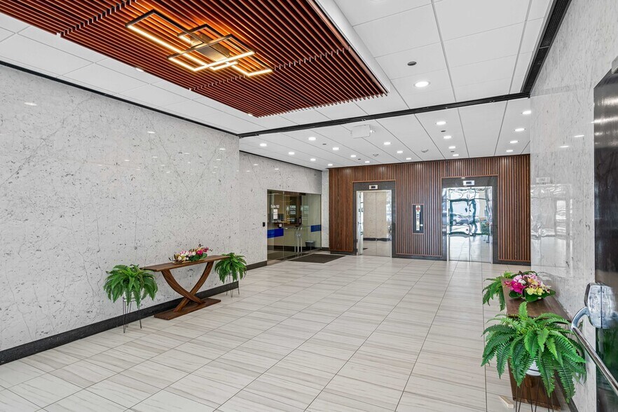 More Photos Of 115 S Missouri Ave, Lakeland Office For Sale