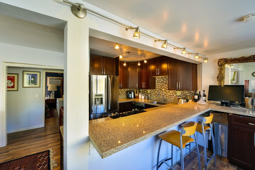 More Photos Of 16390 4th St, Guerneville Hotel For Sale