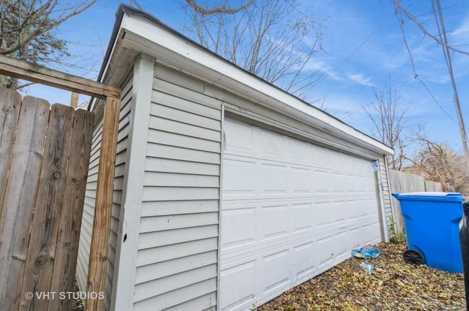 More Photos Of 6927 S Hermitage Ave, Chicago Apartments For Sale