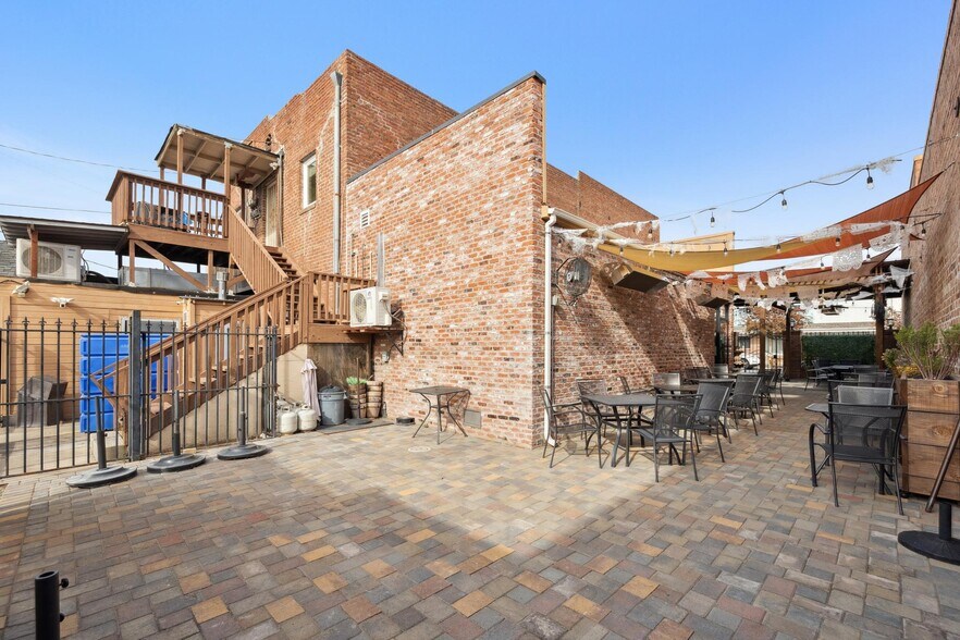 More Photos Of 212 2nd St, Isleton General Retail For Sale