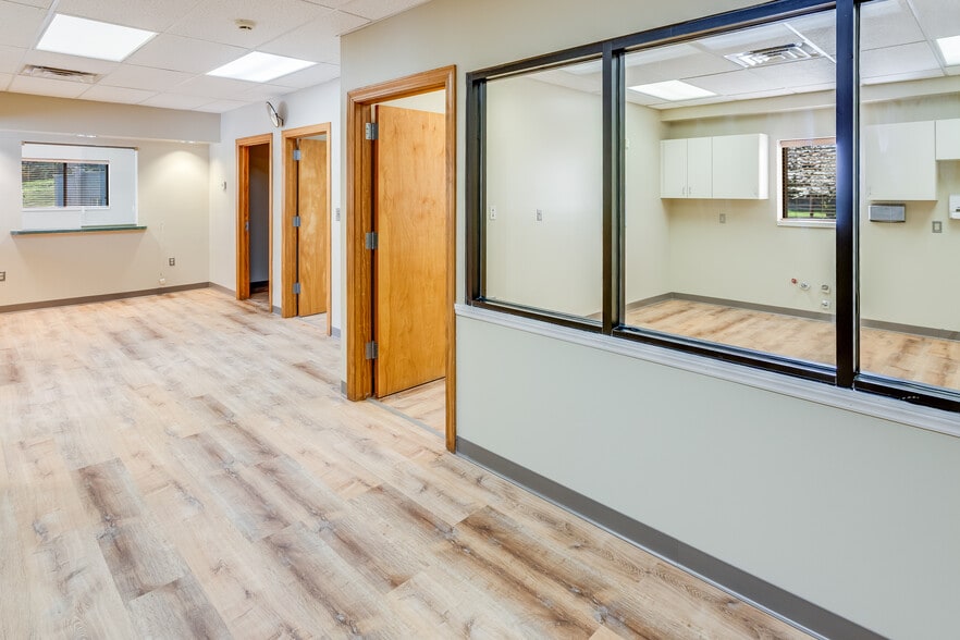 More Photos Of 138 N Main St, Canton Healthcare For Sale