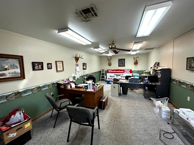 More Photos Of 812 W Oklahoma, Okeene Convenience Store For Sale