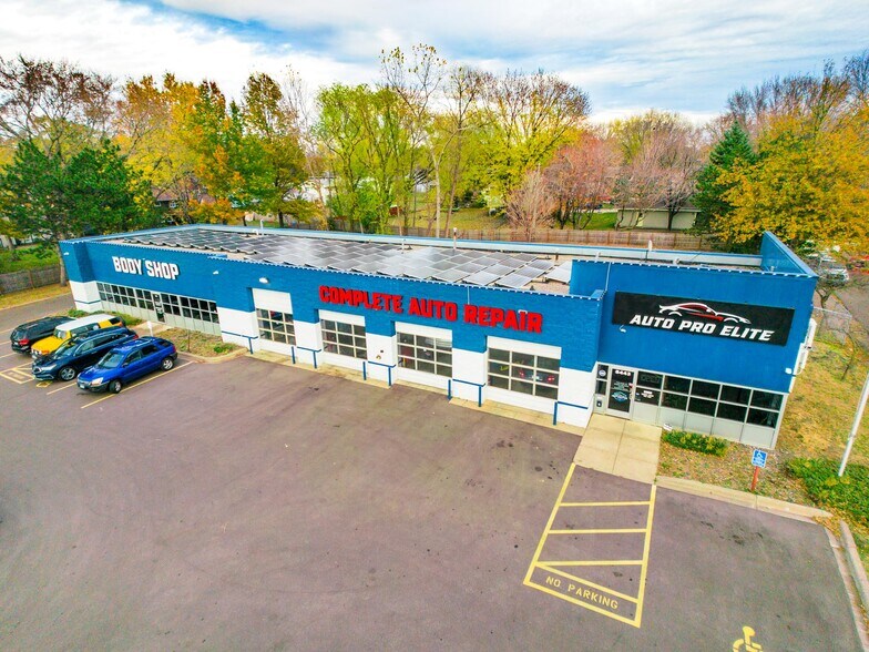 More Photos Of 8443 University Ave NE, Spring Lake Park Auto Repair For Sale