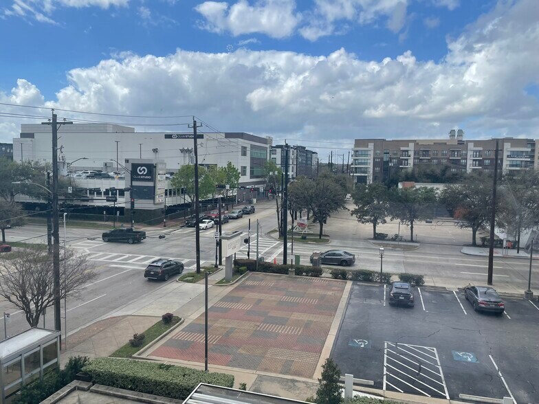 More Photos Of , Houston General Retail For Sale