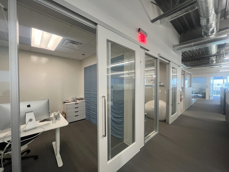 More Photos Of 1860 N 95th Ln, Phoenix Office For Lease