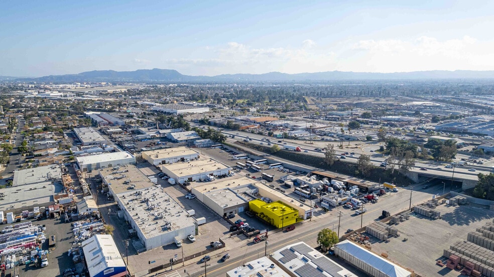 More Photos Of 11170-11172 Penrose St, Sun Valley Warehouse For Lease