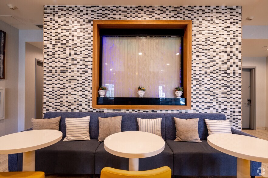 More Photos Of 548 W 48th St, New York Hotel For Sale