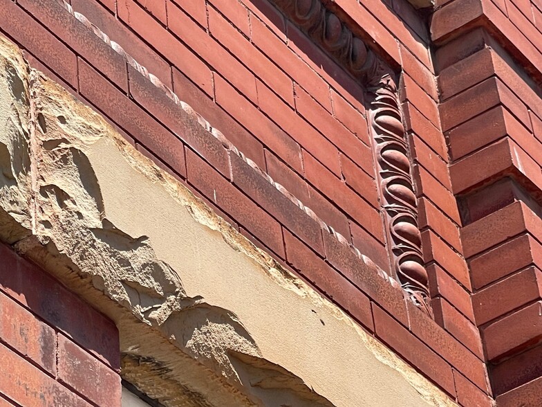 More Photos Of 211 5th St NE, Charlottesville Office Residential For Lease