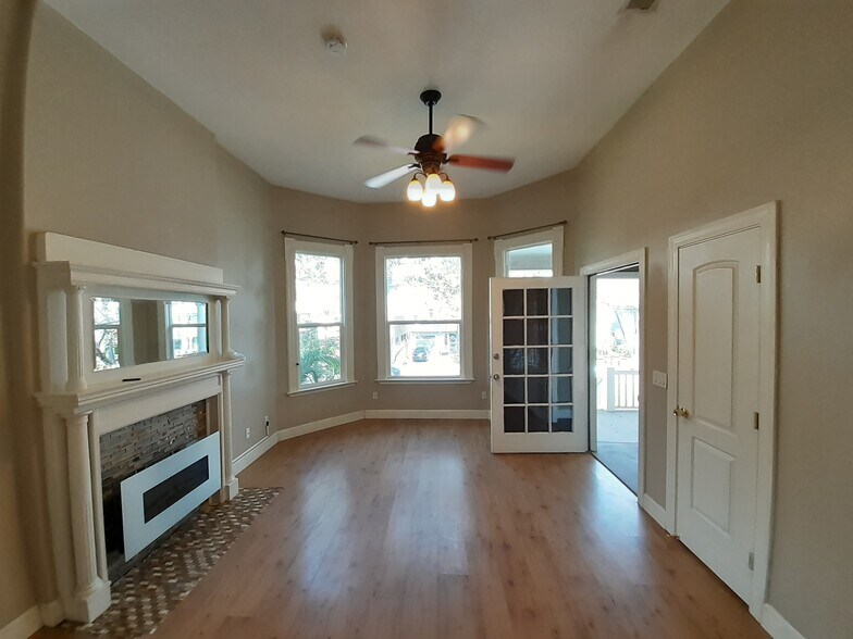 More Photos Of 1814-1820 T St, Sacramento Apartments For Sale