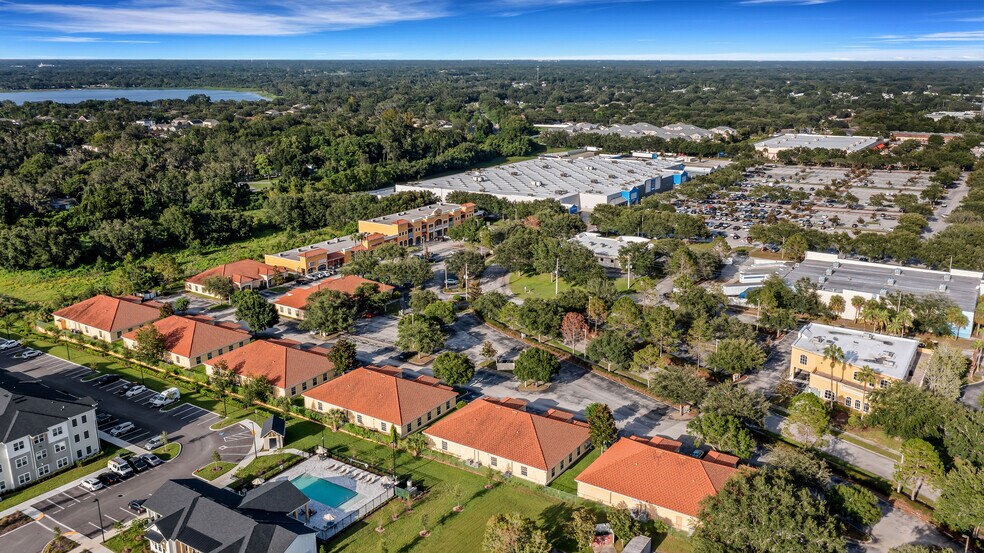 More Photos Of 1038-1040 E Brandon Blvd, Brandon Medical For Lease