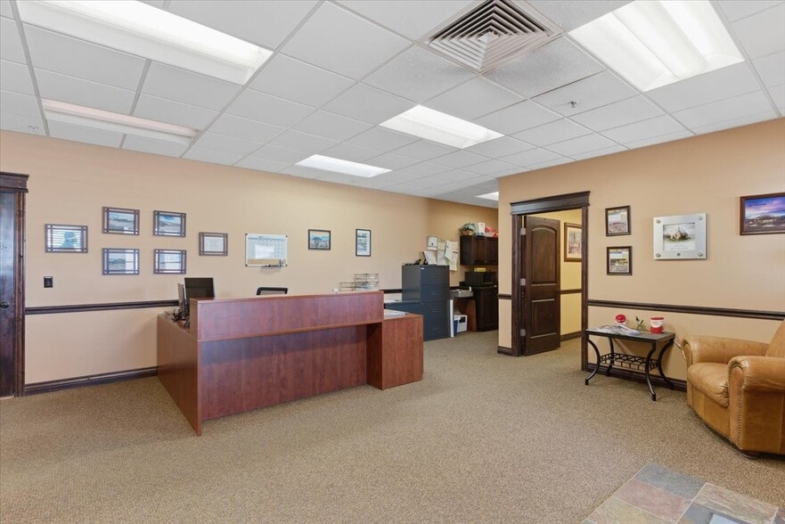 More Photos Of 1695 S 2050 W, West Haven Flex For Sale