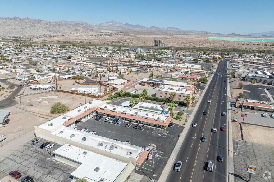 More Photos Of 2065 Highway 95, Bullhead City Storefront For Sale
