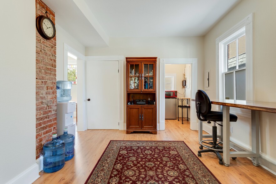 More Photos Of 1804 W Colorado Ave, Colorado Springs Office For Sale