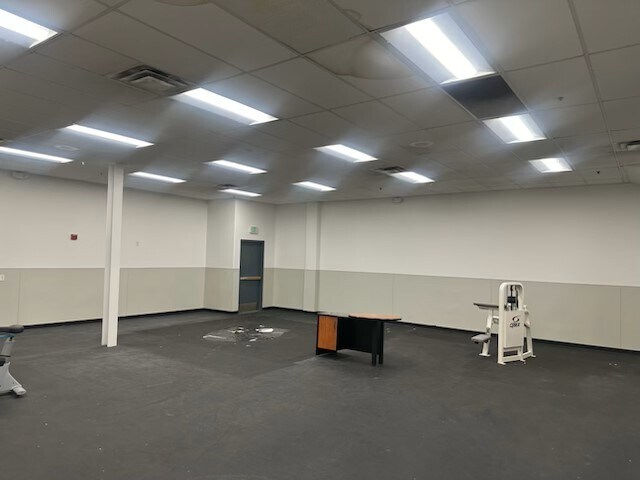 More Photos Of 1530 W West Covina Pky, West Covina Health Club For Lease
