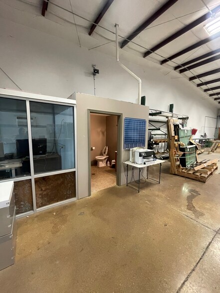 More Photos Of 208 Commercial Ave, Lowell Warehouse For Sale